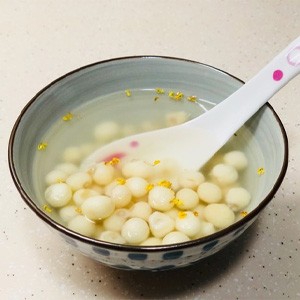 鸡头米糖水.jpg